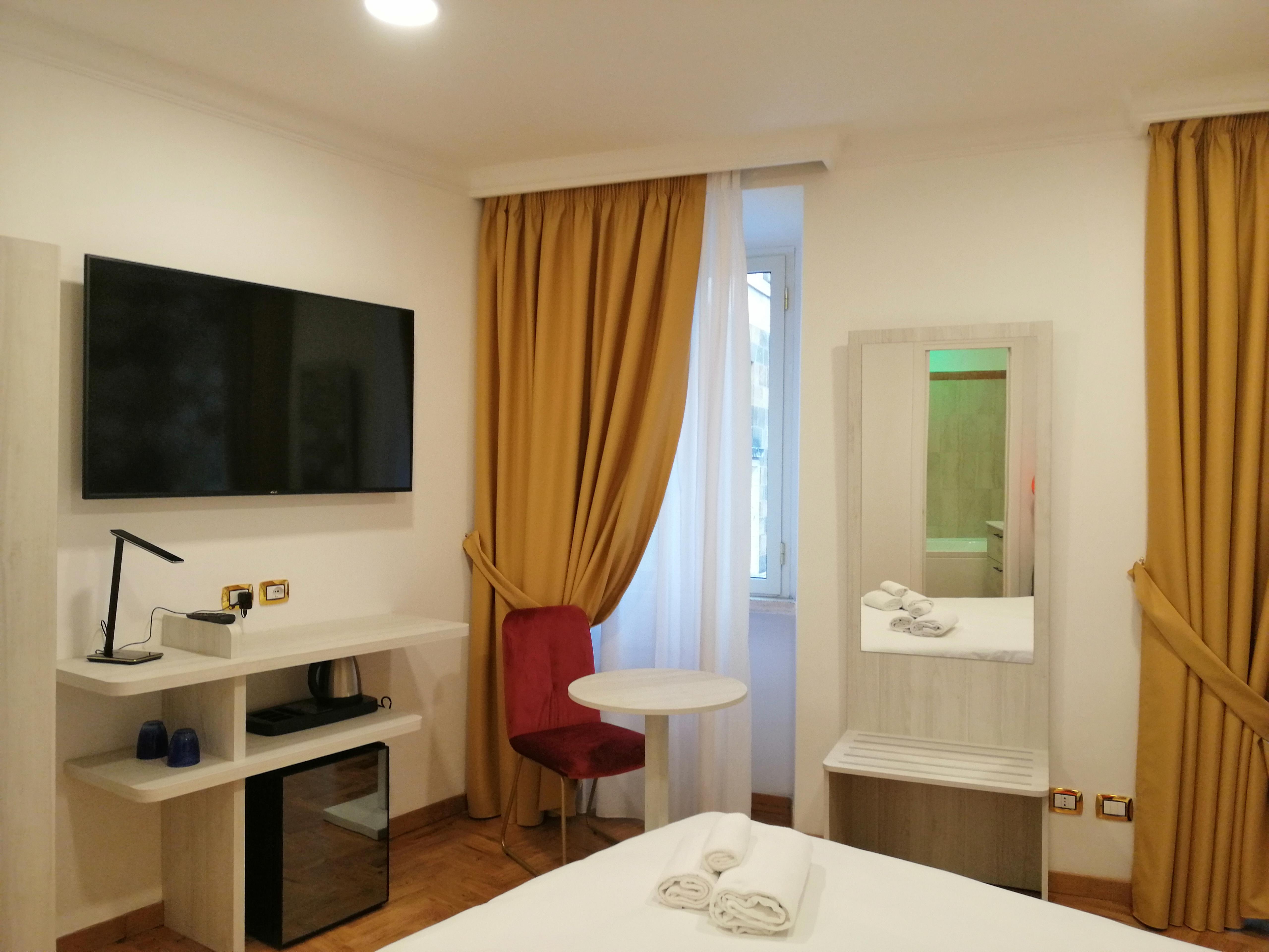 Hotell Cinquantatre 3*